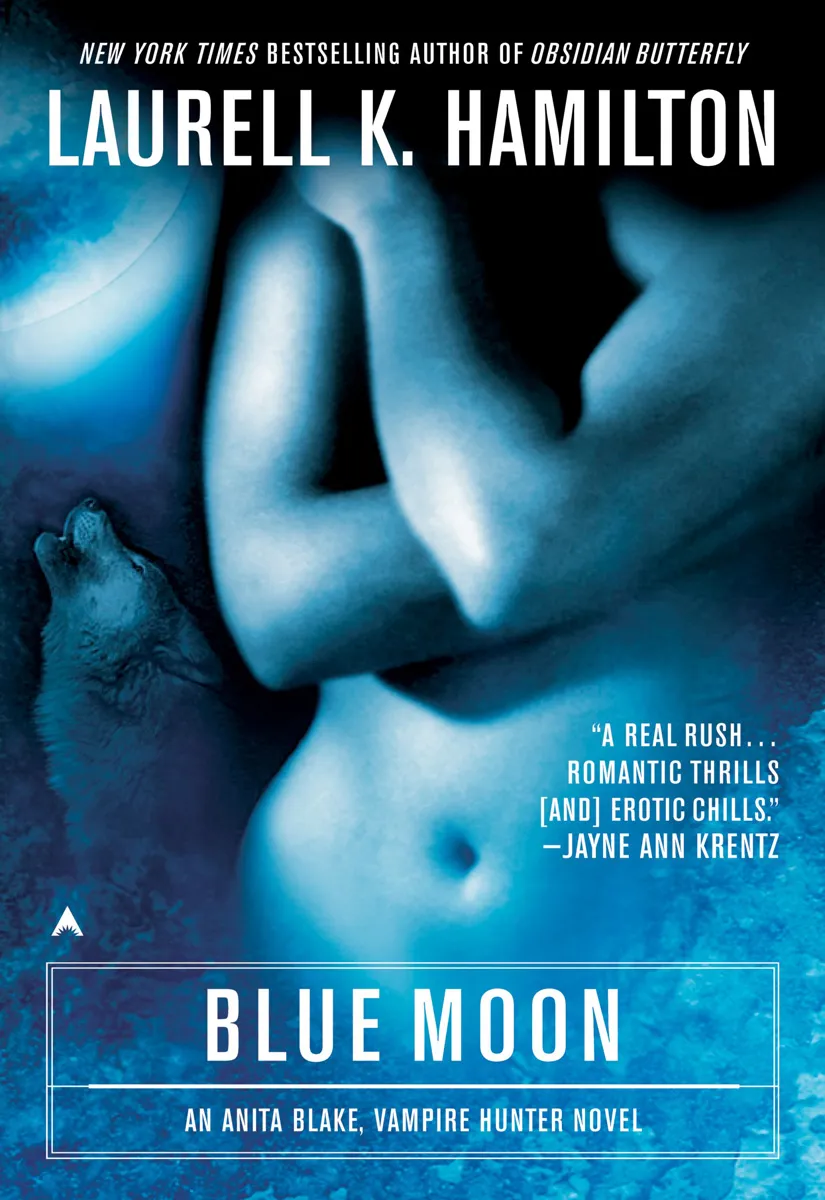 Blue Moon (Anita Blake Vampire Hunter #9)