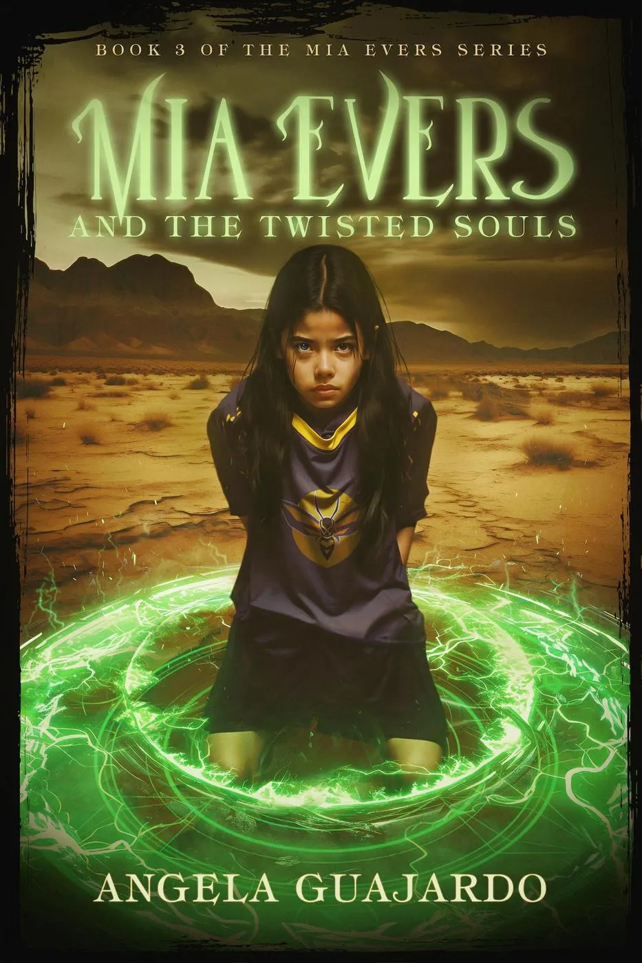 Mia Evers and the Demon's Curse (Mia Evers #1)